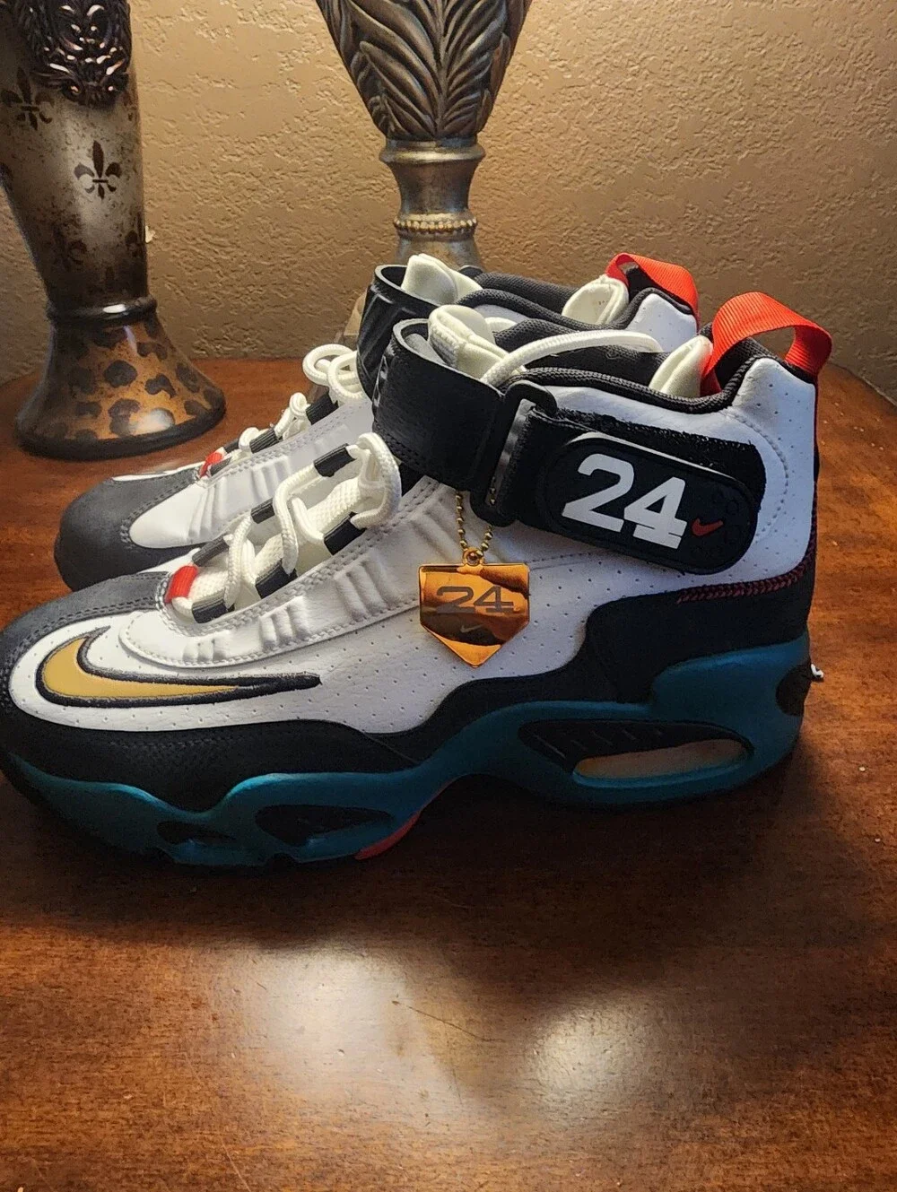New!Nike Air Max Griffey Kids White Black Gold Blue High-Top Sneakers Sz. 7.5